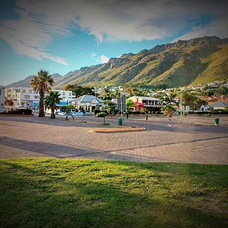 Bay-Side Apartment, Gordon'S Bay Bagian luar foto