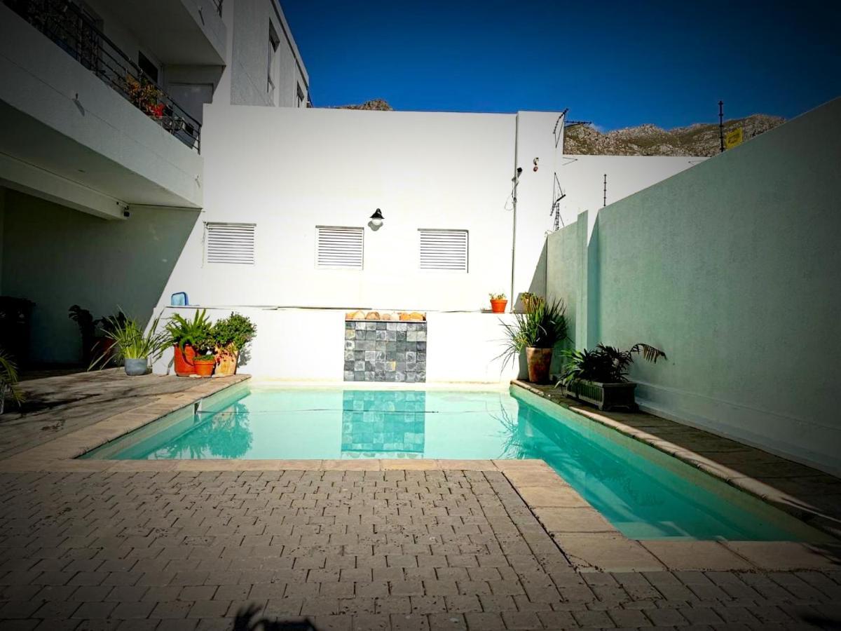 Bay-Side Apartment, Gordon'S Bay Bagian luar foto
