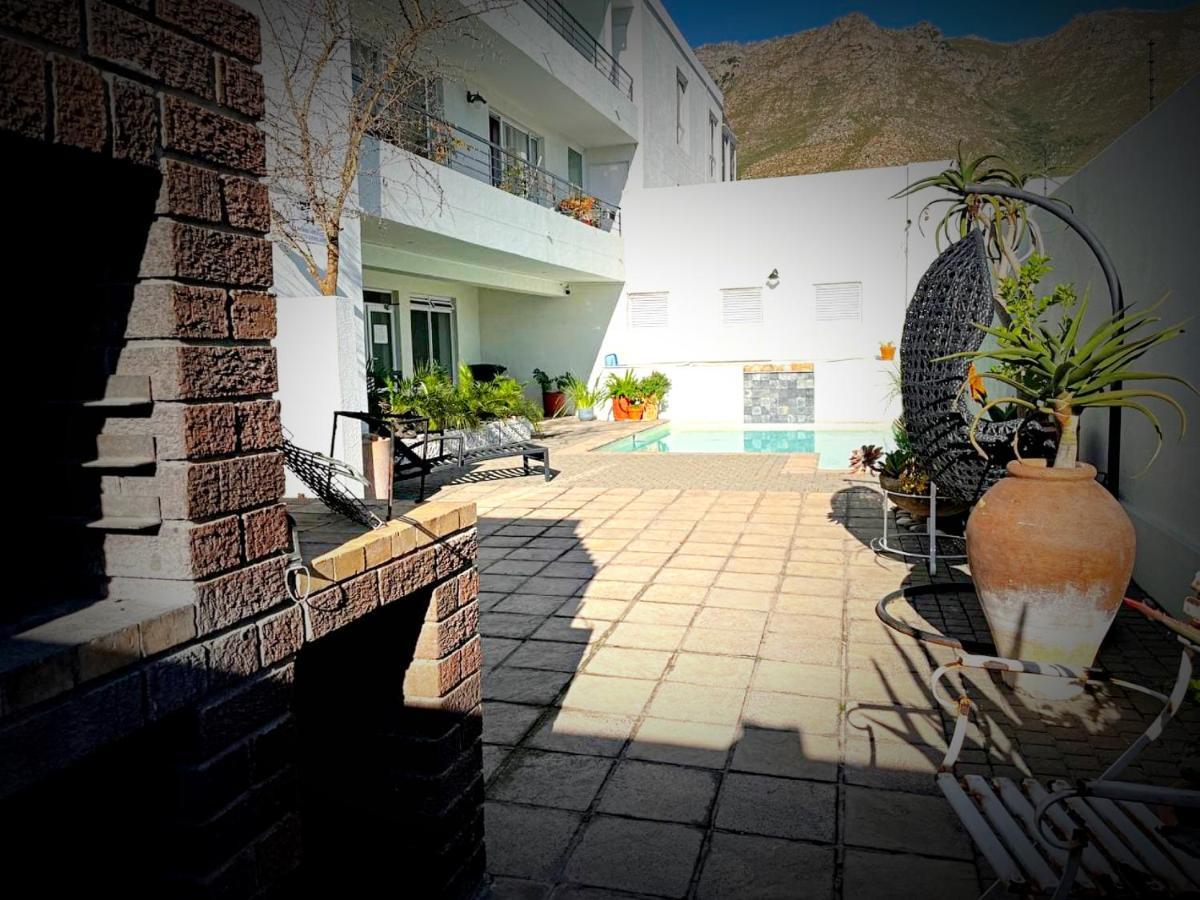 Bay-Side Apartment, Gordon'S Bay Bagian luar foto