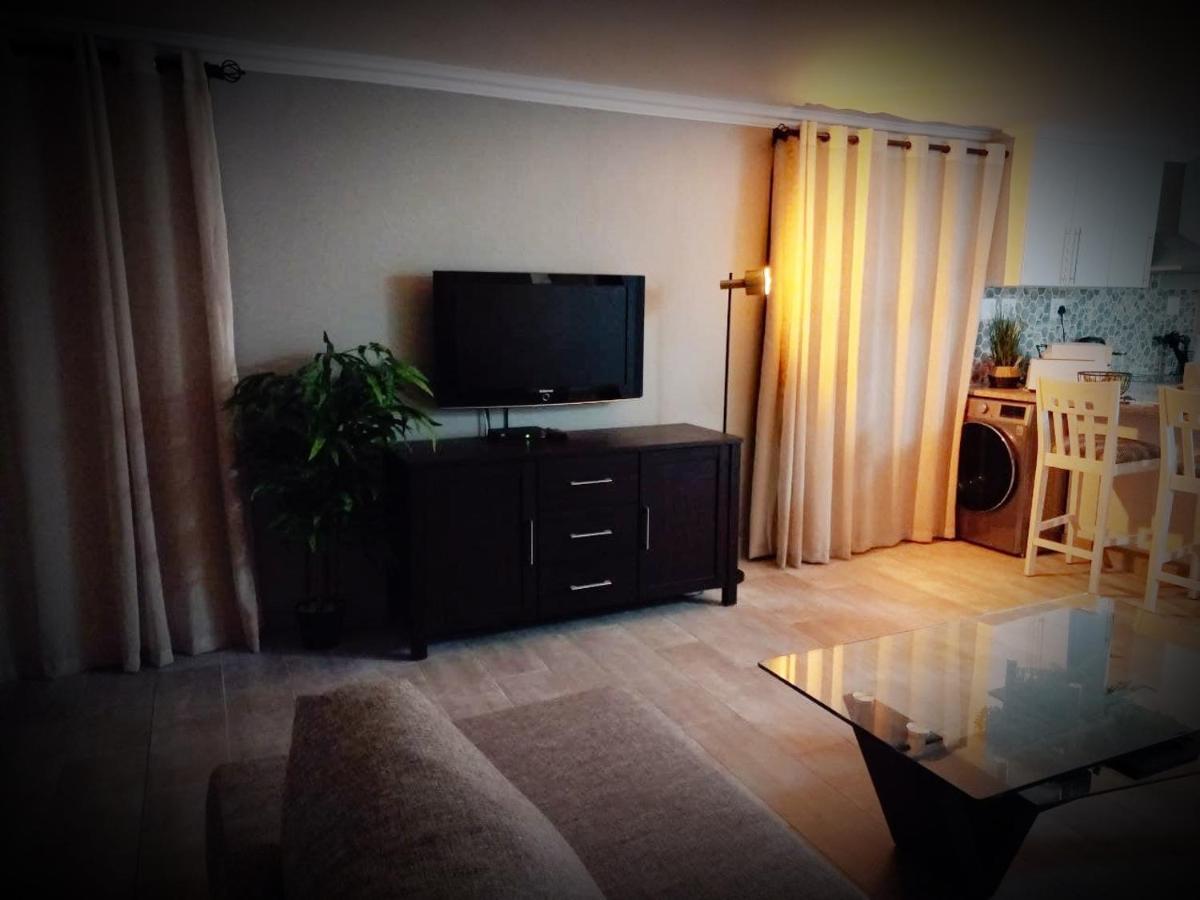 Bay-Side Apartment, Gordon'S Bay Bagian luar foto